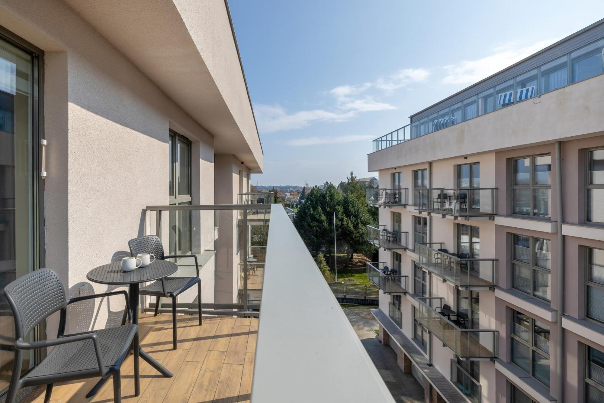 Apartamenty Sun Seasons 24 - Na Wiejskiej 尤斯托尼莫斯基 外观 照片