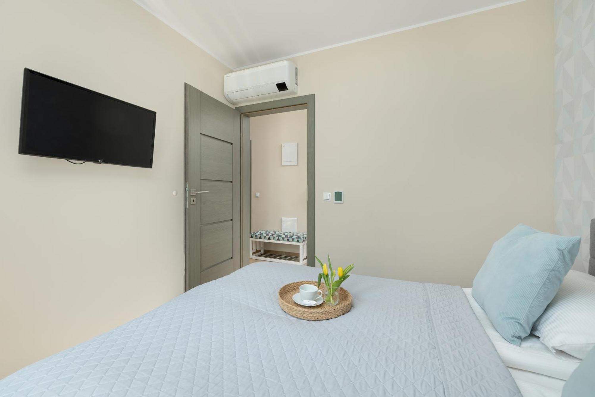 Apartamenty Sun Seasons 24 - Na Wiejskiej 尤斯托尼莫斯基 外观 照片